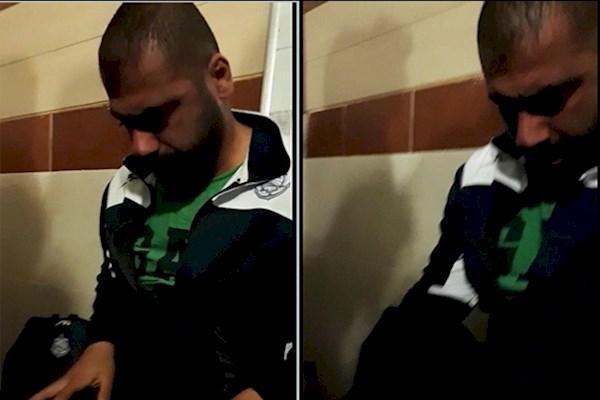 گاز اشک آور به سمت مازیار زارع! گاز اشک آور به سمت مازیار زارع!