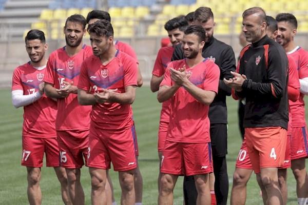 پرسپولیس پیش از سفر به تبریز: هم تمرین کردند، هم بازی پرسپولیس پیش از سفر به تبریز: هم تمرین کردند، هم بازی
