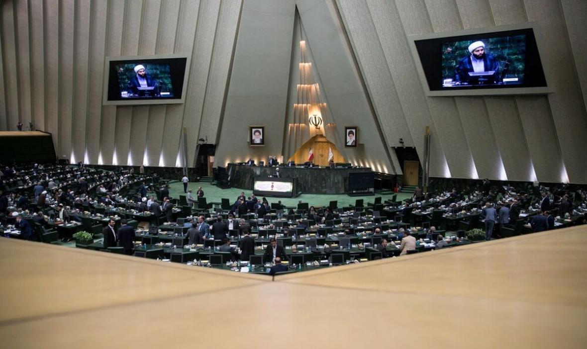 مجلس در هفته ای که گذشت ، از جلسات غیرعلنی تا ابهامات قرارداد مجلس در هفته ای که گذشت ، از جلسات غیرعلنی تا ابهامات قرارداد های نفتی