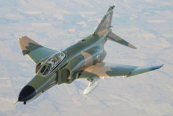 این جنگنده فقط در ایران و دو کشور دیگر جهان خدمت می کند!، فیلم